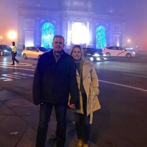 Meet your Posher, Hugo